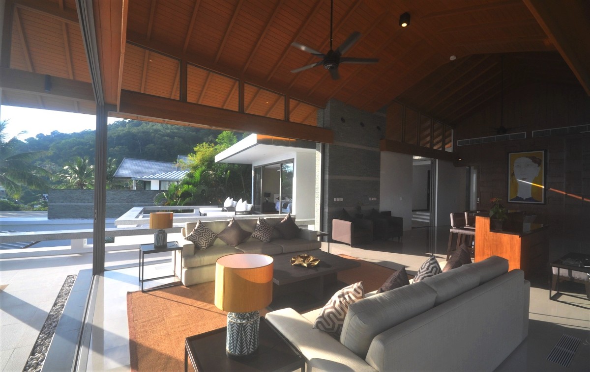 Seaview Villa in Northern End of Patong Bay