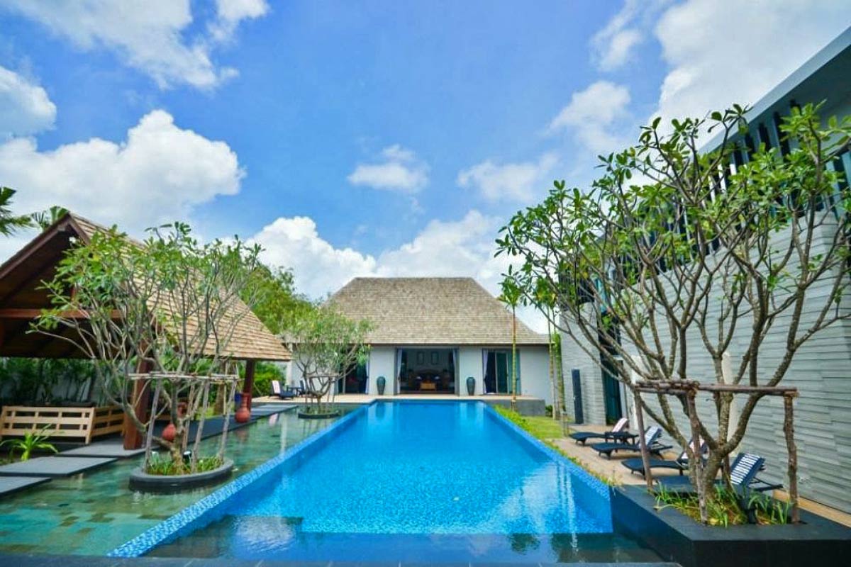 Modern Pavilion-Style Villa in Choeng Thale