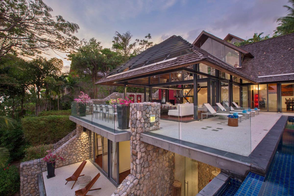 Contemporary Asian Villa in Millionaires Mile