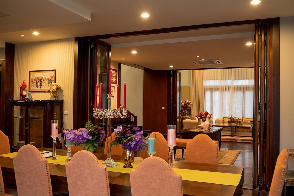 Classy Villa Amidst Expansive Vista in Chiang Mai
