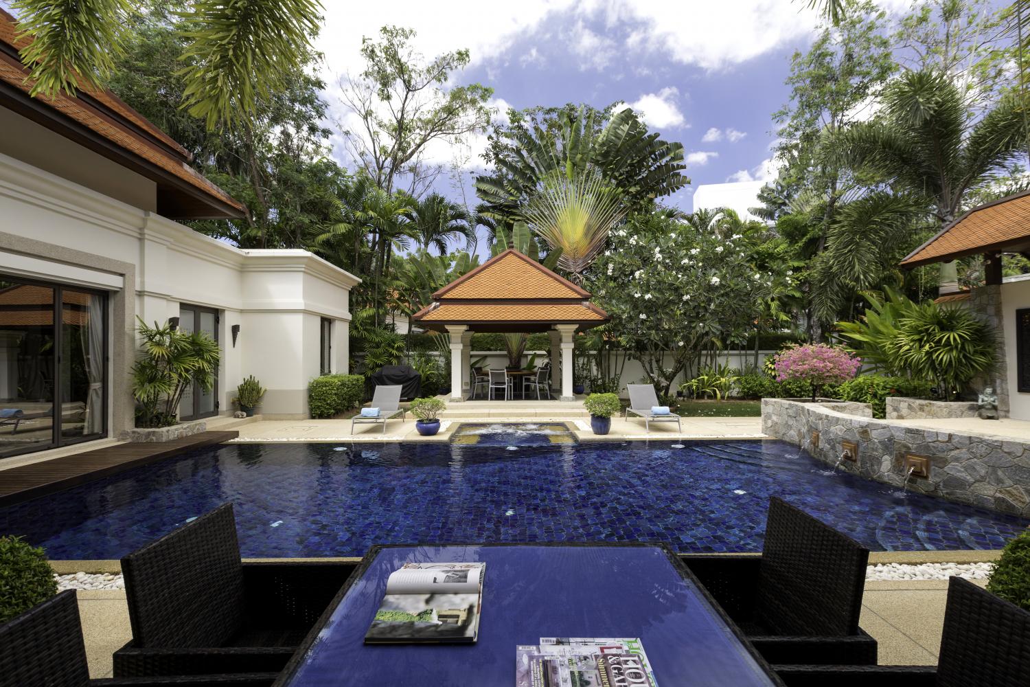 Fashionable, large 5-bedroom villa, with pool view in Sai Taan project, on Bangtao/Laguna beach