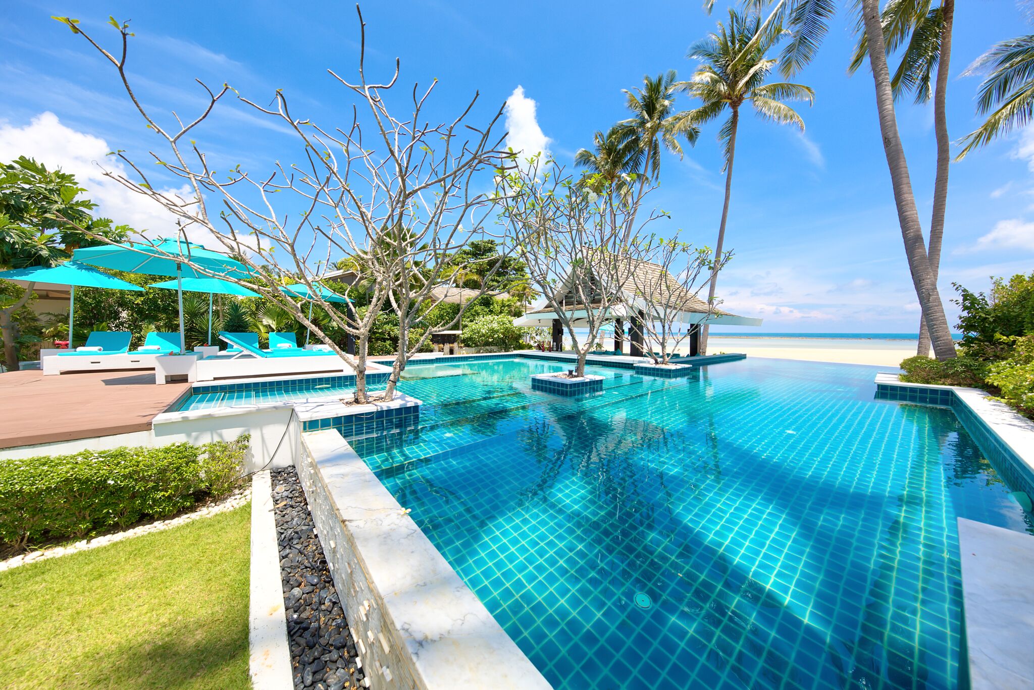 Stunning Beachfront Villa for Sale in Koh Samui