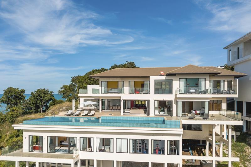 Luxury Koh Samui Villa Close to the Beach