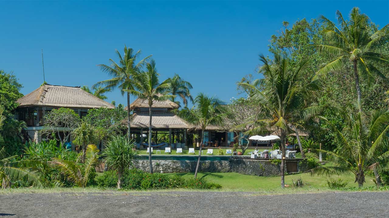 Beachfront Villa for Sale in Pererenan, Canggu