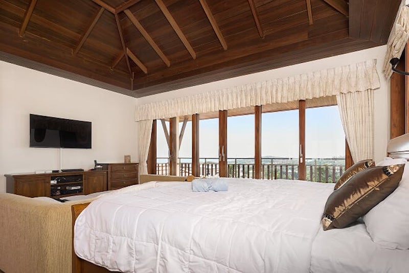 Impressive Koh Samui Villa for Sale with Sea View