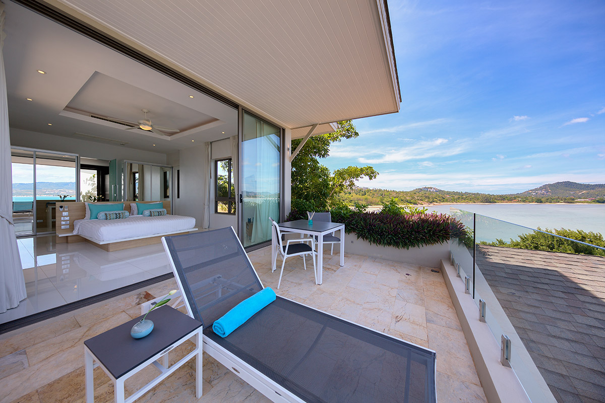 Beachfront 4-Bedroom Koh Samui villa for sale