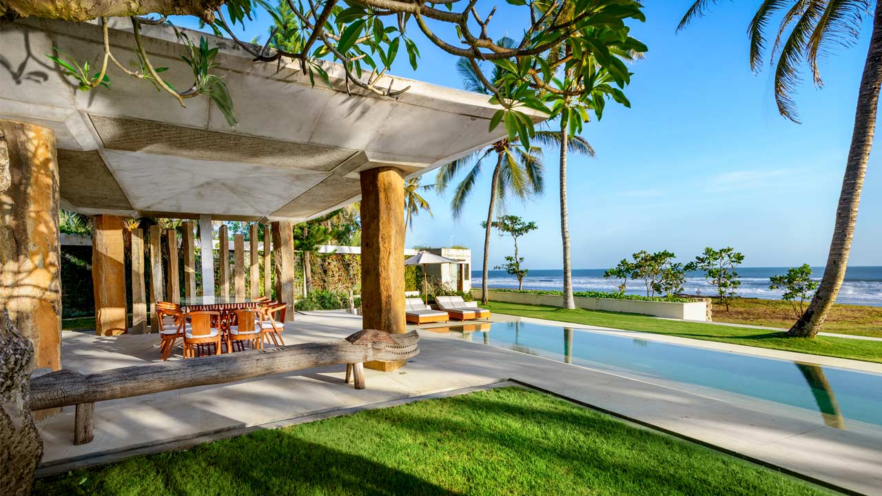 Beachfront Luxury Villa for Sale in Tabanan, Canggu