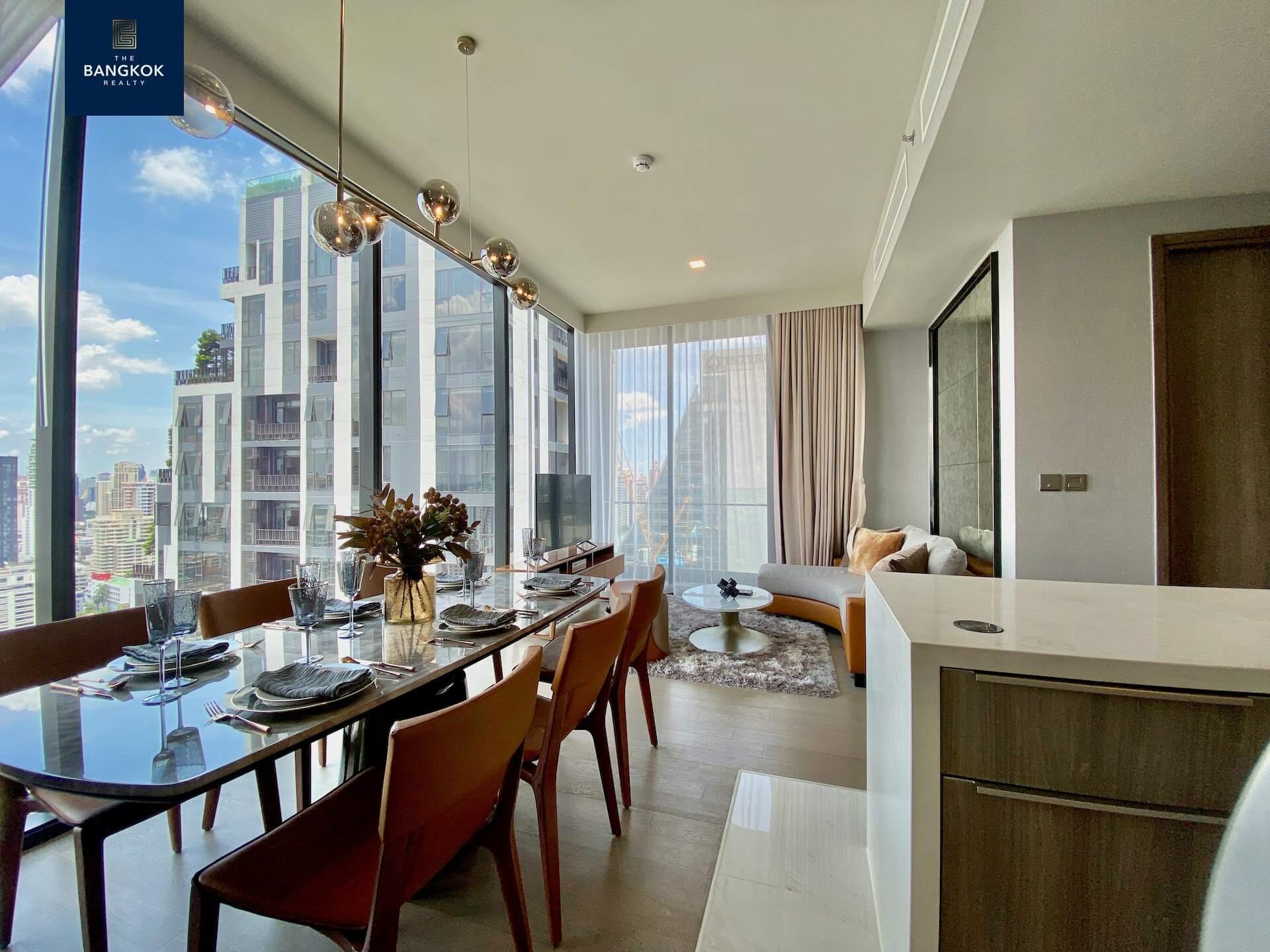 Posh 3-Bedroom Luxury Condo Unit on the 30th Floor of Celes Asoke