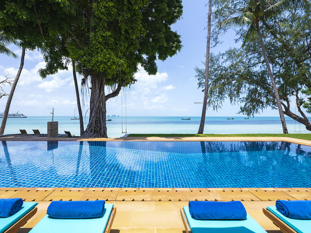 Exquisite 6 Bedroom Beachfront Villa for Sale in Lipa Noi