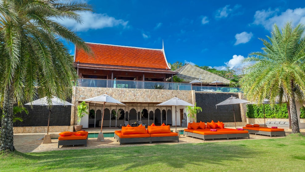 Grand 7 Bedroom Luxury Oceanfront Villa in Thong Krut