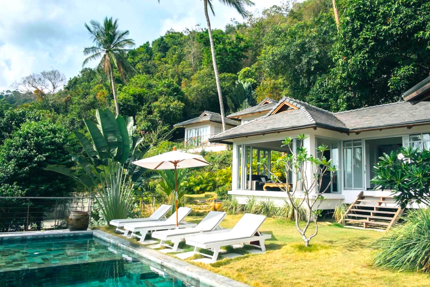 Majestic 4 Bedroom Sea View Villa in Koh Phangan